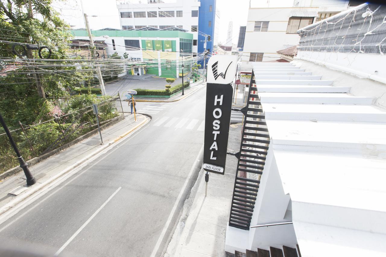 Whostal Santiago De Los Caballeros Exterior photo